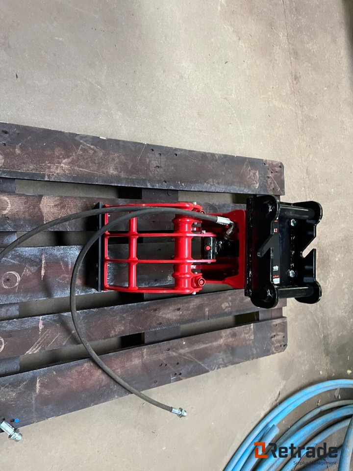 Knusnings- og sorteringsudstyr Sortergrab S30/150 - معدات البناء: صور 3 Knusnings- og sorteringsudstyr Sortergrab S30/150 - معدات البناء: صور 3