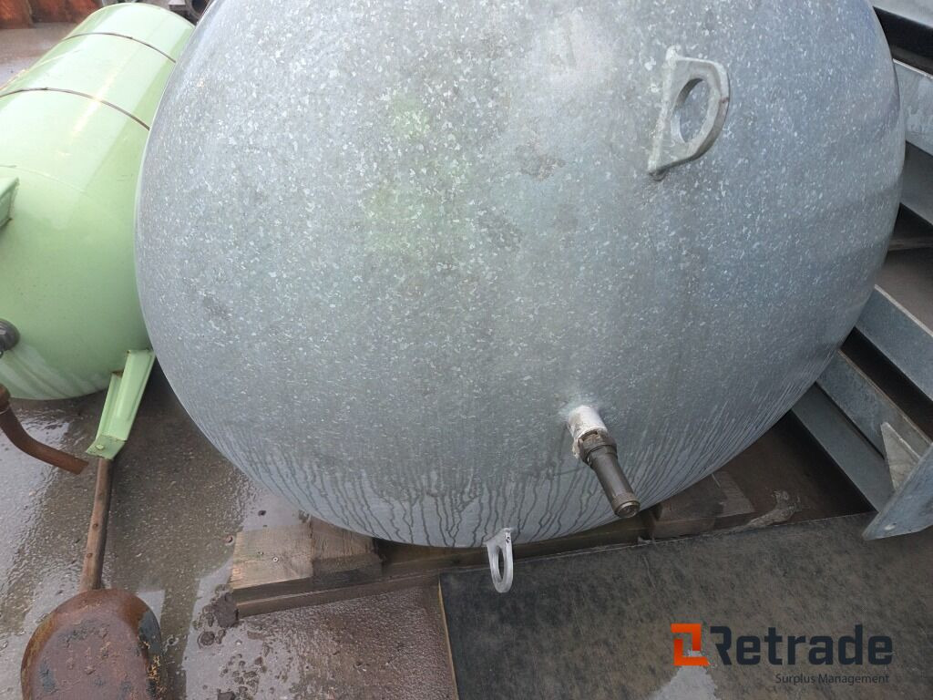 Kompressor Atlas Copco GA15+ FF - آلات البناء: صور 2 Kompressor Atlas Copco GA15+ FF - آلات البناء: صور 2