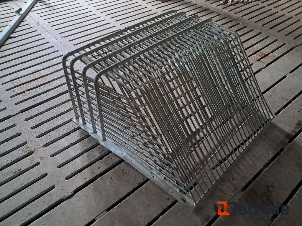 Landbrugsudstyr 4 stk Halmhække - الآلات والماكينات الزراعية: صور 3 Landbrugsudstyr 4 stk Halmhække - الآلات والماكينات الزراعية: صور 3