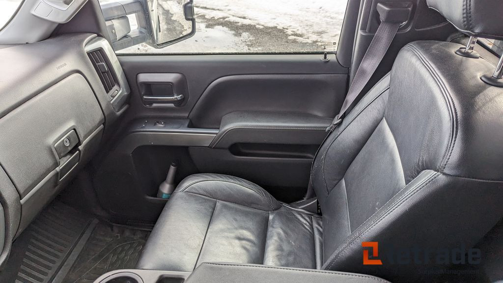 سيارة Pickup Chevrolet Silverado 3500 6,6L Duramax: صور 48 سيارة Pickup Chevrolet Silverado 3500 6,6L Duramax: صور 48