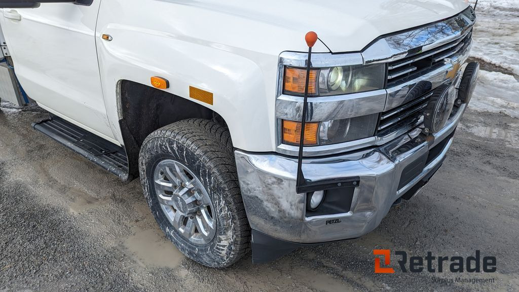 سيارة Pickup Chevrolet Silverado 3500 6,6L Duramax: صور 17 سيارة Pickup Chevrolet Silverado 3500 6,6L Duramax: صور 17