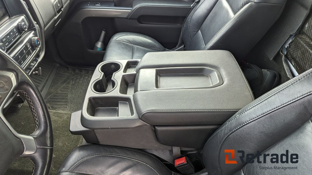 سيارة Pickup Chevrolet Silverado 3500 6,6L Duramax: صور 42 سيارة Pickup Chevrolet Silverado 3500 6,6L Duramax: صور 42