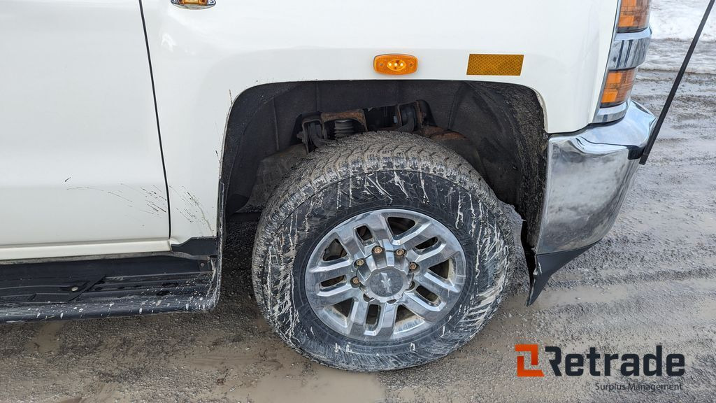 سيارة Pickup Chevrolet Silverado 3500 6,6L Duramax: صور 19 سيارة Pickup Chevrolet Silverado 3500 6,6L Duramax: صور 19