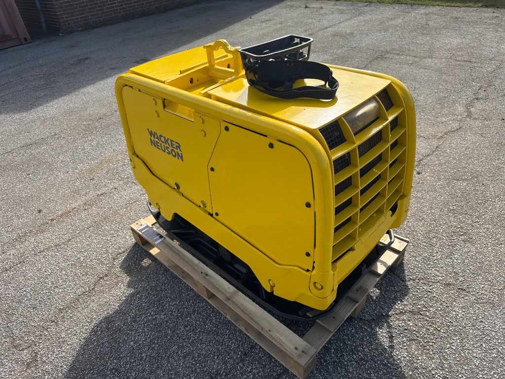 Pladevibrator Wacker Neuson Dpu80 R Remote - صفائح اهتزازية: صور 4 Pladevibrator Wacker Neuson Dpu80 R Remote - صفائح اهتزازية: صور 4