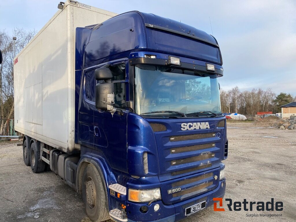 Skåpbil Scania R500LB6X2*4MNB Renoveringsobjekt - بصندوق مغلق شاحنة: صور 2 Skåpbil Scania R500LB6X2*4MNB Renoveringsobjekt - بصندوق مغلق شاحنة: صور 2
