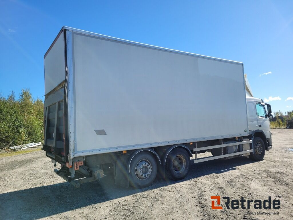 Skåpbil Volvo FM 11 6x2 Euro 5 - بصندوق مغلق شاحنة: صور 3 Skåpbil Volvo FM 11 6x2 Euro 5 - بصندوق مغلق شاحنة: صور 3