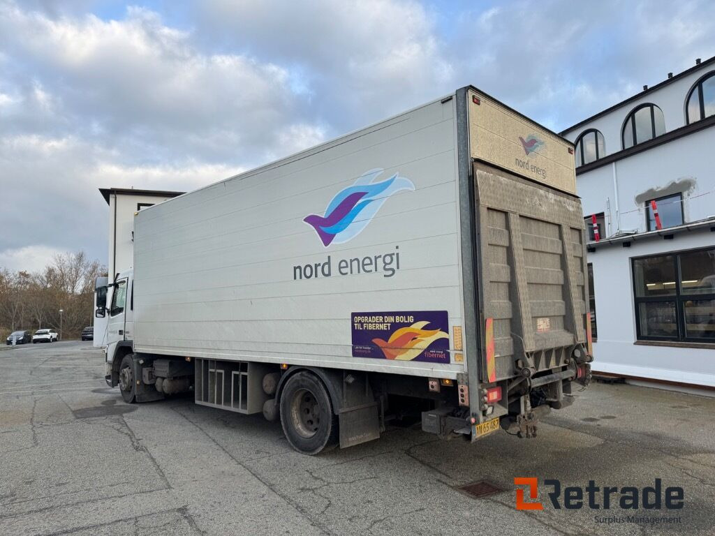 VOLVO FM 330 4X2 - بصندوق مغلق شاحنة: صور 4 VOLVO FM 330 4X2 - بصندوق مغلق شاحنة: صور 4