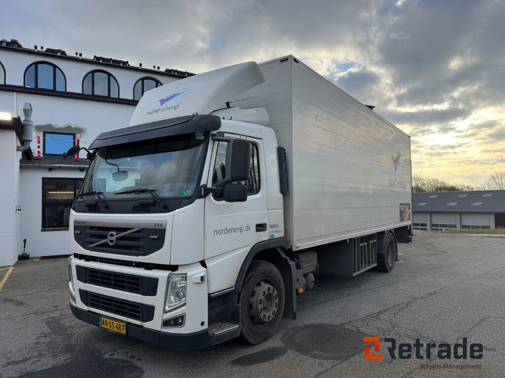 VOLVO FM 330 4X2 - بصندوق مغلق شاحنة: صور 1 VOLVO FM 330 4X2 - بصندوق مغلق شاحنة: صور 1
