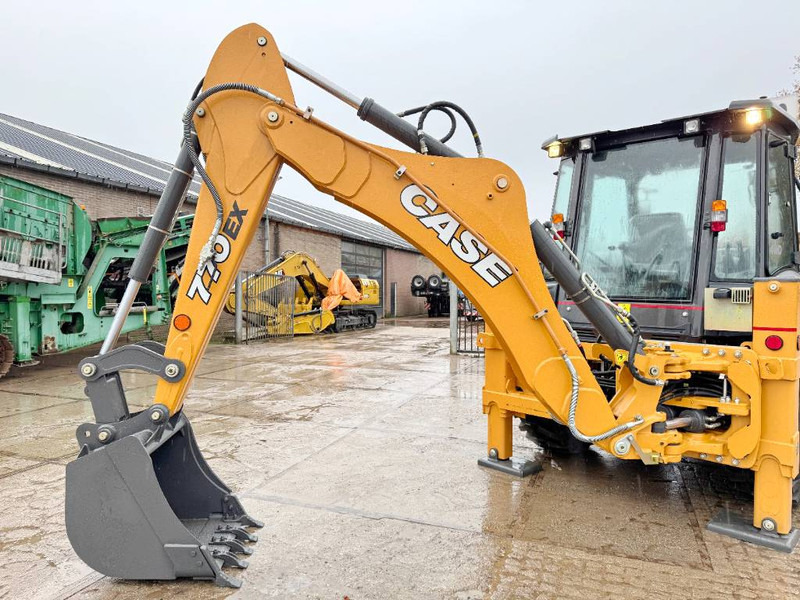 حفار متعدد الاستخدام Case 770EX 4WD - New / Unused / Hammer Lines: صور 16