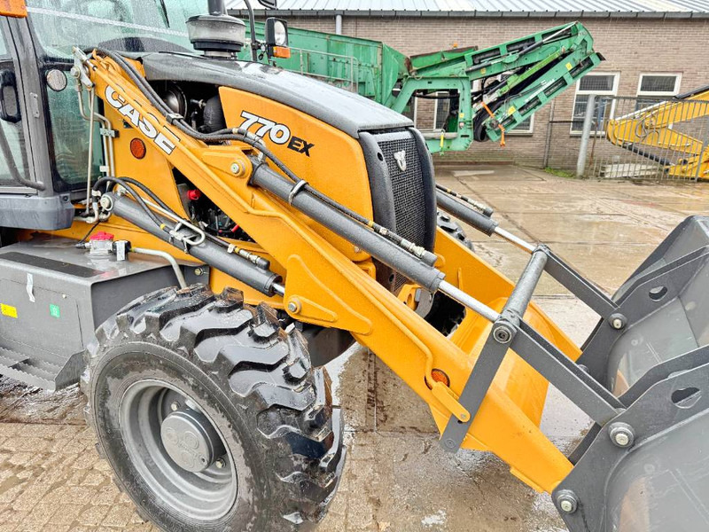 حفار متعدد الاستخدام Case 770EX 4WD - New / Unused / Hammer Lines: صور 14