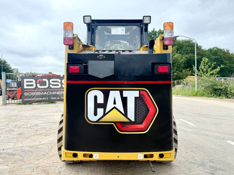 Cat 216B3 - New / Unused / Extra Hydraulic - شيول صغير: صور 4 Cat 216B3 - New / Unused / Extra Hydraulic - شيول صغير: صور 4