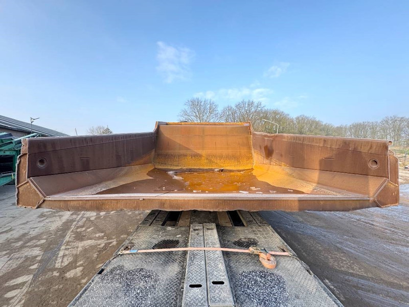 Cat 777G - Dumper Bucket / Body / Bed - شاحنة قلابة للمحاجر: صور 4 Cat 777G - Dumper Bucket / Body / Bed - شاحنة قلابة للمحاجر: صور 4