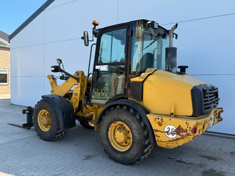 Cat 906H - Automatic Greasing / Quick Coupler - اللودر بعجل: صور 3 Cat 906H - Automatic Greasing / Quick Coupler - اللودر بعجل: صور 3