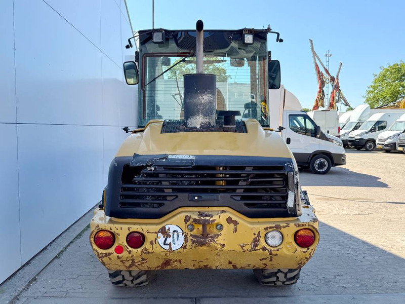 Cat 906H - Automatic Greasing / Quick Coupler - اللودر بعجل: صور 4 Cat 906H - Automatic Greasing / Quick Coupler - اللودر بعجل: صور 4
