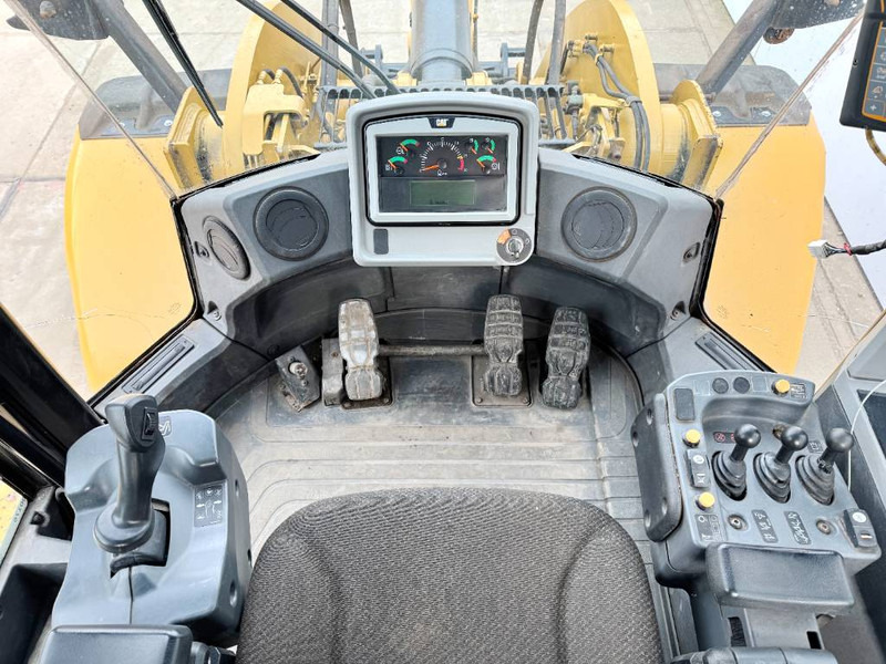 اللودر بعجل Cat 962M - Third Function / Weight System: صور 8