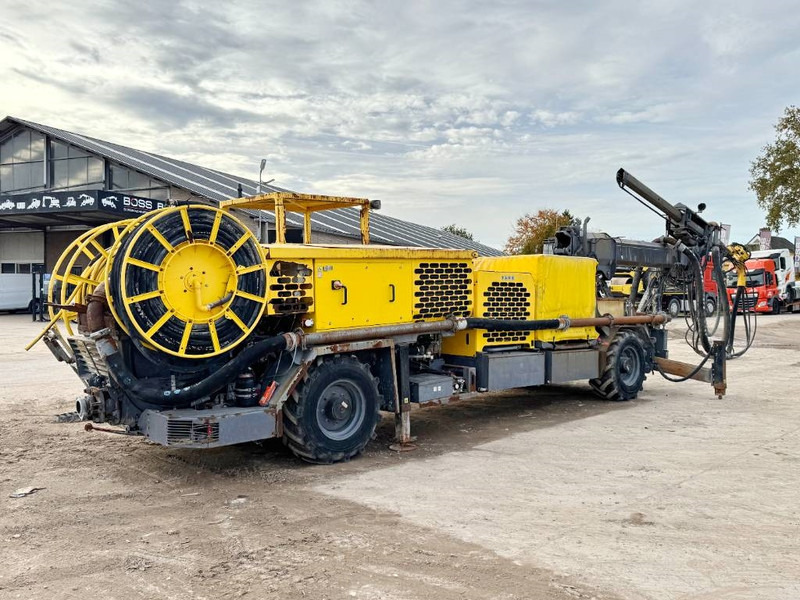 Epiroc ME5 concrete sprayer - آلات البناء: صور 4 Epiroc ME5 concrete sprayer - آلات البناء: صور 4