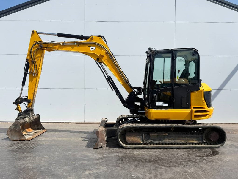 JCB 86C-1 - Hammer Lines / Quick Coupler - حفارة مصغرة: صور 1 JCB 86C-1 - Hammer Lines / Quick Coupler - حفارة مصغرة: صور 1