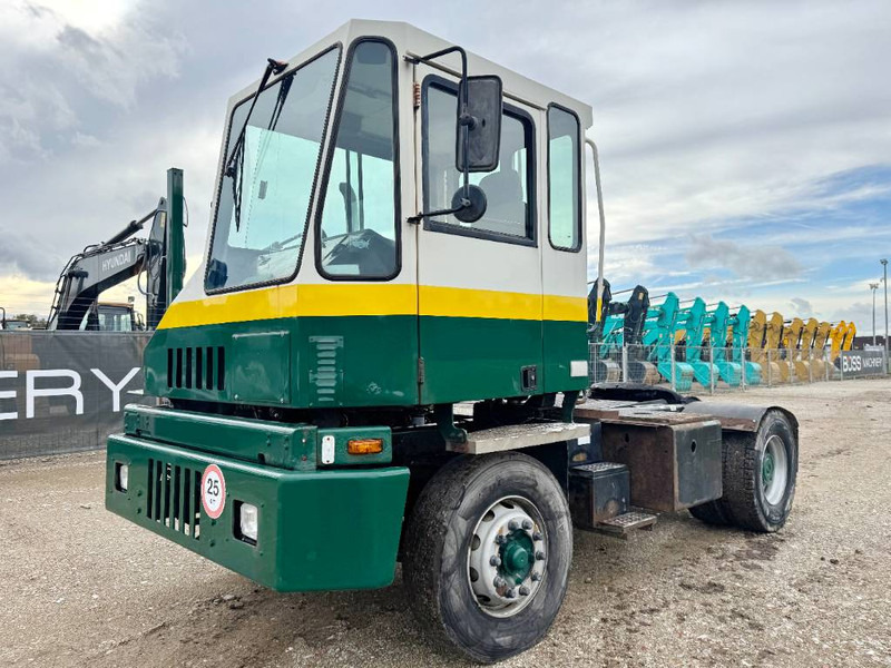Kalmar PT122 - Top Condition / Cummins Engine - جرارات صالات المطارات: صور 1 Kalmar PT122 - Top Condition / Cummins Engine - جرارات صالات المطارات: صور 1