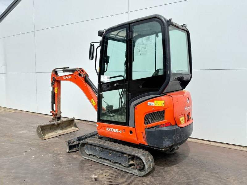 Kubota KX016-4 - Hammer Lines / Quick Coupler - حفارة مصغرة: صور 3 Kubota KX016-4 - Hammer Lines / Quick Coupler - حفارة مصغرة: صور 3