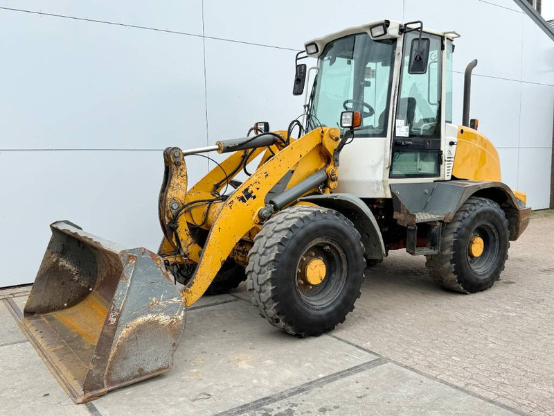 Liebherr L509 - German Machine / Automatic Greasing - اللودر بعجل: صور 2 Liebherr L509 - German Machine / Automatic Greasing - اللودر بعجل: صور 2