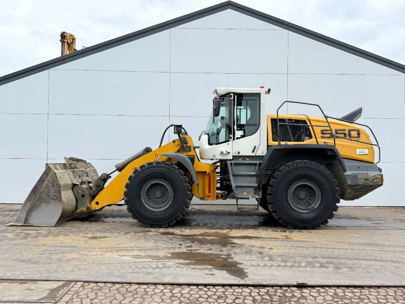 Liebherr L550 X-Power - Quick Coupler / Automatic Greasing - اللودر بعجل: صور 1 Liebherr L550 X-Power - Quick Coupler / Automatic Greasing - اللودر بعجل: صور 1