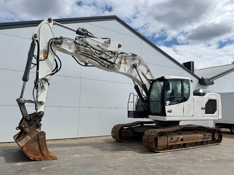 Liebherr R922LC - 2 Buckets Included / Automatic Greasing - حفارات زحافة: صور 3 Liebherr R922LC - 2 Buckets Included / Automatic Greasing - حفارات زحافة: صور 3