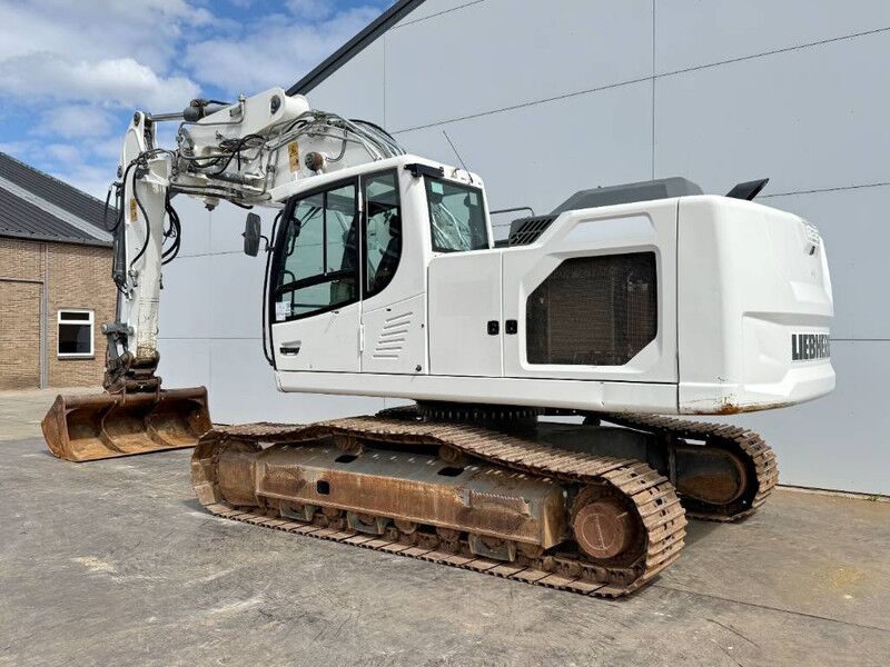 Liebherr R922LC - 2 Buckets Included / Automatic Greasing - حفارات زحافة: صور 4 Liebherr R922LC - 2 Buckets Included / Automatic Greasing - حفارات زحافة: صور 4