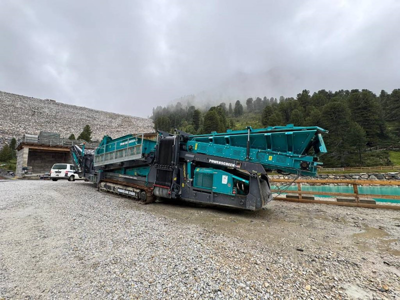 Powerscreen Warrior 2400 - Only 1000 Hours! Extra Conveyor - غربال: صور 2 Powerscreen Warrior 2400 - Only 1000 Hours! Extra Conveyor - غربال: صور 2