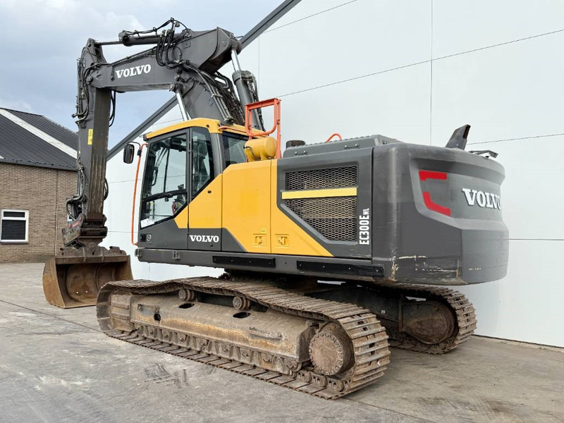 Volvo EC300ENL - Oilquick / Triple Boom / Tilting Bucket - حفارات زحافة: صور 3 Volvo EC300ENL - Oilquick / Triple Boom / Tilting Bucket - حفارات زحافة: صور 3