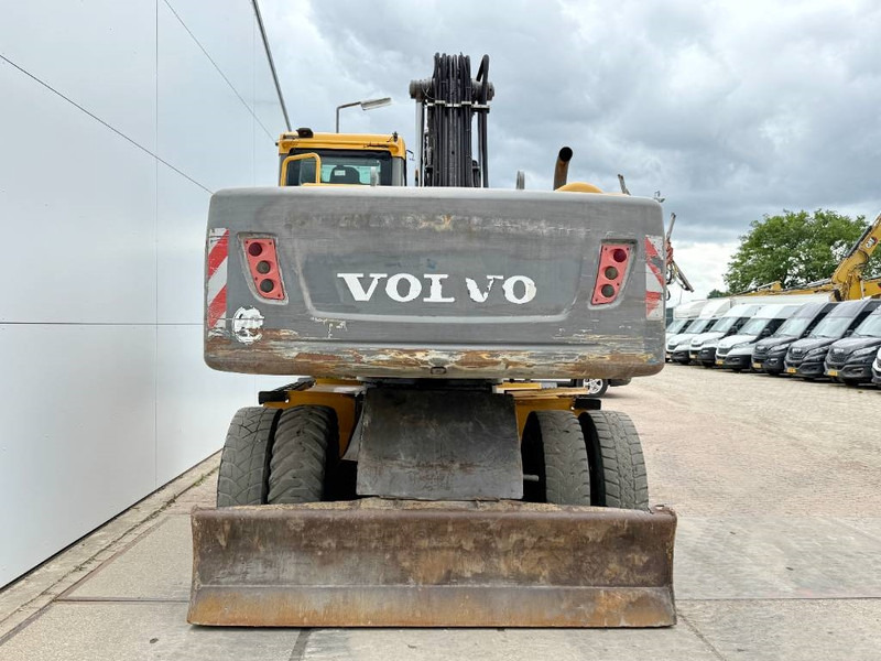 Volvo EW180C - Dutch Machine / Triple Boom - حفارة على عجلات: صور 4 Volvo EW180C - Dutch Machine / Triple Boom - حفارة على عجلات: صور 4