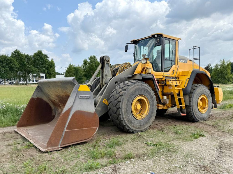 Volvo L180H - German Machine / 3rd Func / Auto Greasing - اللودر بعجل: صور 2 Volvo L180H - German Machine / 3rd Func / Auto Greasing - اللودر بعجل: صور 2