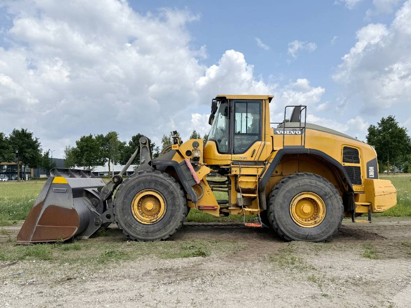 Volvo L180H - German Machine / 3rd Func / Auto Greasing - اللودر بعجل: صور 1 Volvo L180H - German Machine / 3rd Func / Auto Greasing - اللودر بعجل: صور 1