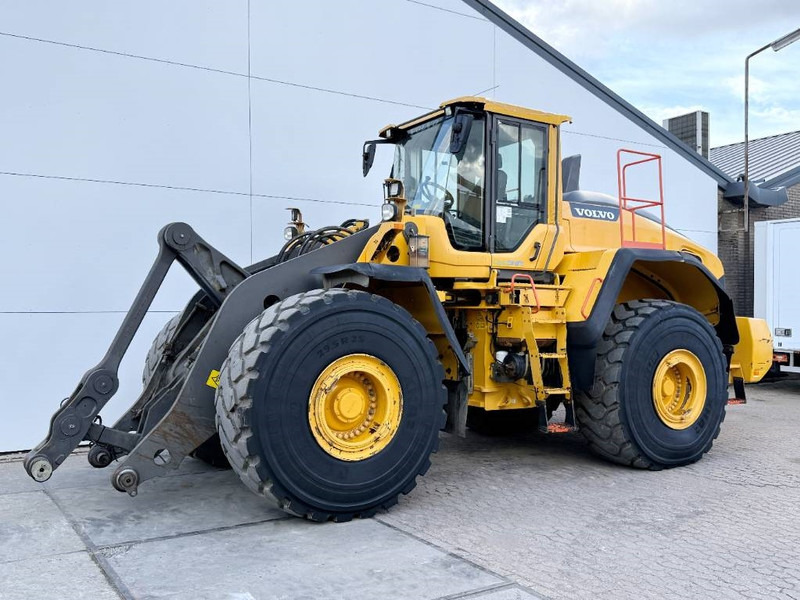 Volvo L220H - German Machine / 3rd Function - اللودر بعجل: صور 2 Volvo L220H - German Machine / 3rd Function - اللودر بعجل: صور 2