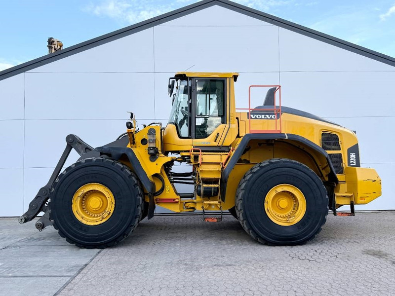 Volvo L220H - German Machine / 3rd Function - اللودر بعجل: صور 1 Volvo L220H - German Machine / 3rd Function - اللودر بعجل: صور 1