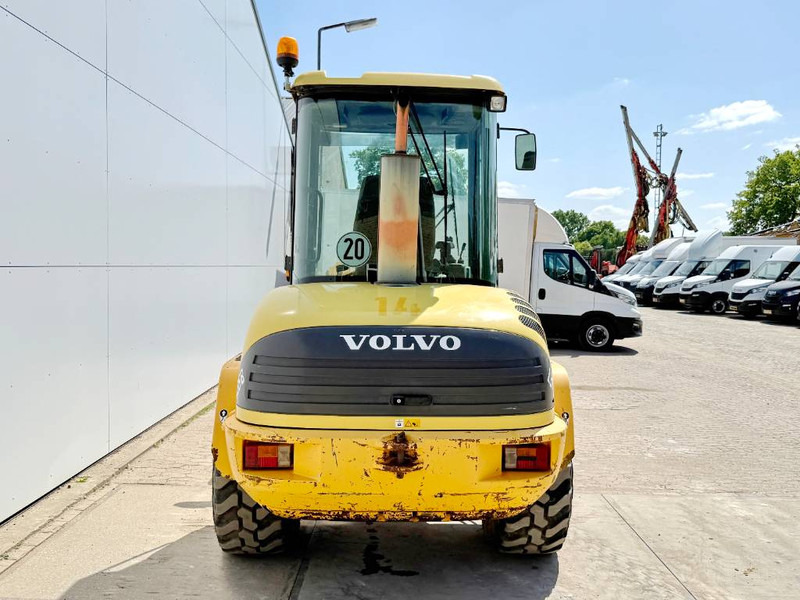 Volvo L35B - German Machine / Quick Coupler - اللودر بعجل: صور 4 Volvo L35B - German Machine / Quick Coupler - اللودر بعجل: صور 4