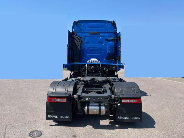 Renault T-High 520 - شاحنة جرار: صور 4 Renault T-High 520 - شاحنة جرار: صور 4
