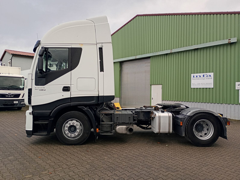 Iveco Stralis 440 Schubboden Kipp Hydraulik - شاحنة جرار: صور 4 Iveco Stralis 440 Schubboden Kipp Hydraulik - شاحنة جرار: صور 4