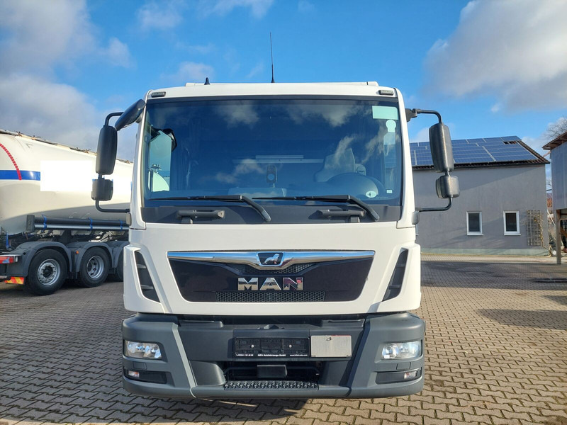 MAN TGL 8.190 L gFH Koffer LBW AHK (25) TÜV NEU - بصندوق مغلق شاحنة: صور 3 MAN TGL 8.190 L gFH Koffer LBW AHK (25) TÜV NEU - بصندوق مغلق شاحنة: صور 3