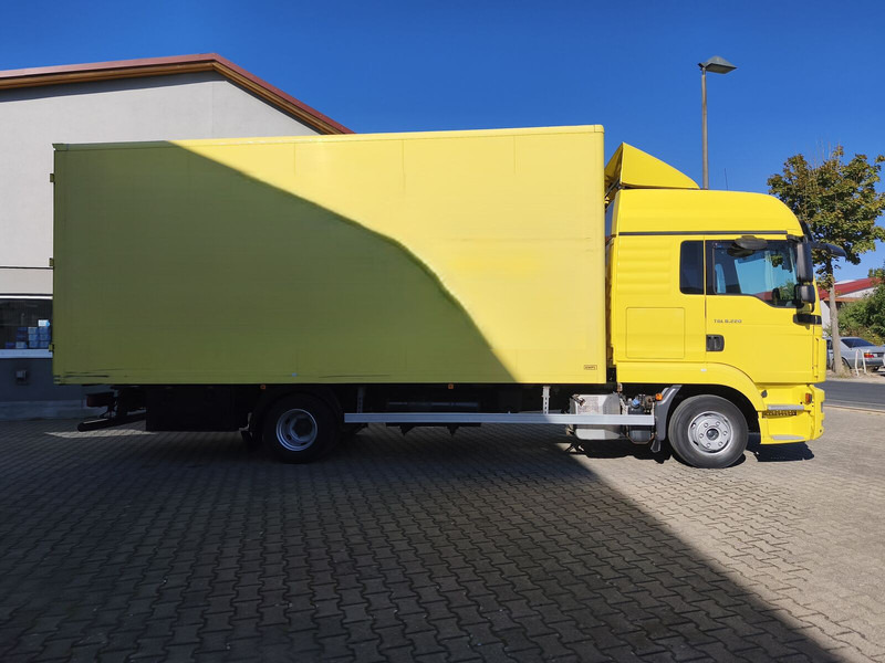 MAN TGL 8.220 Möbelkoffer AHK Euro 6 4x2 (18) - بصندوق مغلق شاحنة: صور 4 MAN TGL 8.220 Möbelkoffer AHK Euro 6 4x2 (18) - بصندوق مغلق شاحنة: صور 4