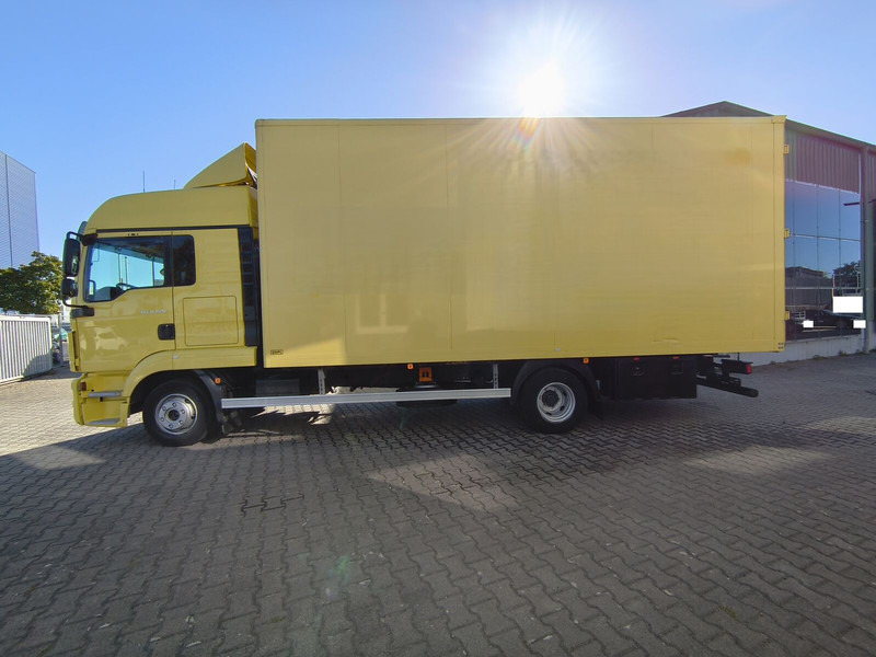 MAN TGL 8.220 Möbelkoffer AHK Euro 6 4x2 (18) - بصندوق مغلق شاحنة: صور 5 MAN TGL 8.220 Möbelkoffer AHK Euro 6 4x2 (18) - بصندوق مغلق شاحنة: صور 5