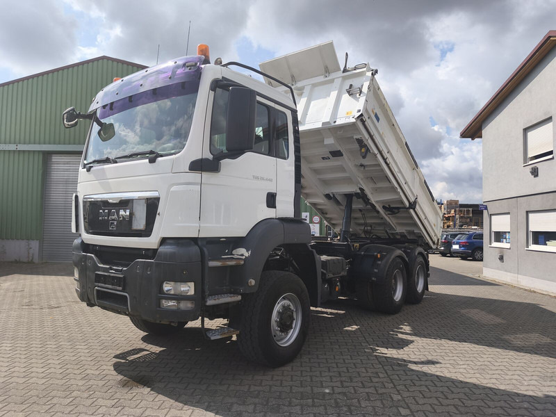 MAN TGS 26.400 6x6 GL Meiller Dreiseitenkipper Bordmatik Plane Euro - قلابات: صور 2 MAN TGS 26.400 6x6 GL Meiller Dreiseitenkipper Bordmatik Plane Euro - قلابات: صور 2