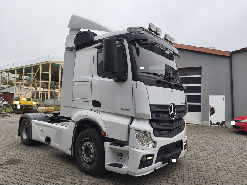 Mercedes-Benz Actros 1845 - شاحنة جرار: صور 2 Mercedes-Benz Actros 1845 - شاحنة جرار: صور 2