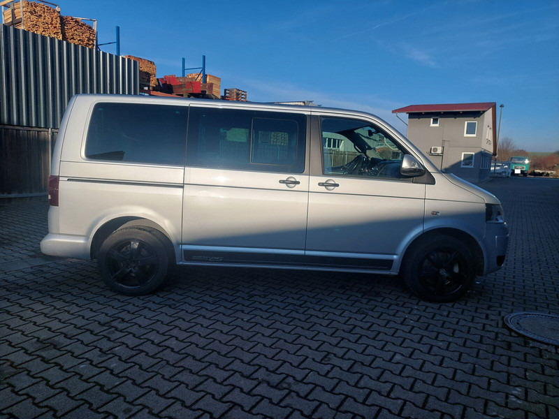 Volkswagen Transporter Multivan AHK Doppelklima Tisch Leder 7-Sitzer - حافلة صغيرة, ميكروباص: صور 4 Volkswagen Transporter Multivan AHK Doppelklima Tisch Leder 7-Sitzer - حافلة صغيرة, ميكروباص: صور 4