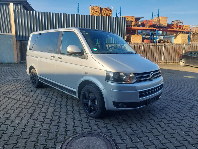 Volkswagen Transporter Multivan AHK Doppelklima Tisch Leder 7-Sitzer - حافلة صغيرة, ميكروباص: صور 2 Volkswagen Transporter Multivan AHK Doppelklima Tisch Leder 7-Sitzer - حافلة صغيرة, ميكروباص: صور 2