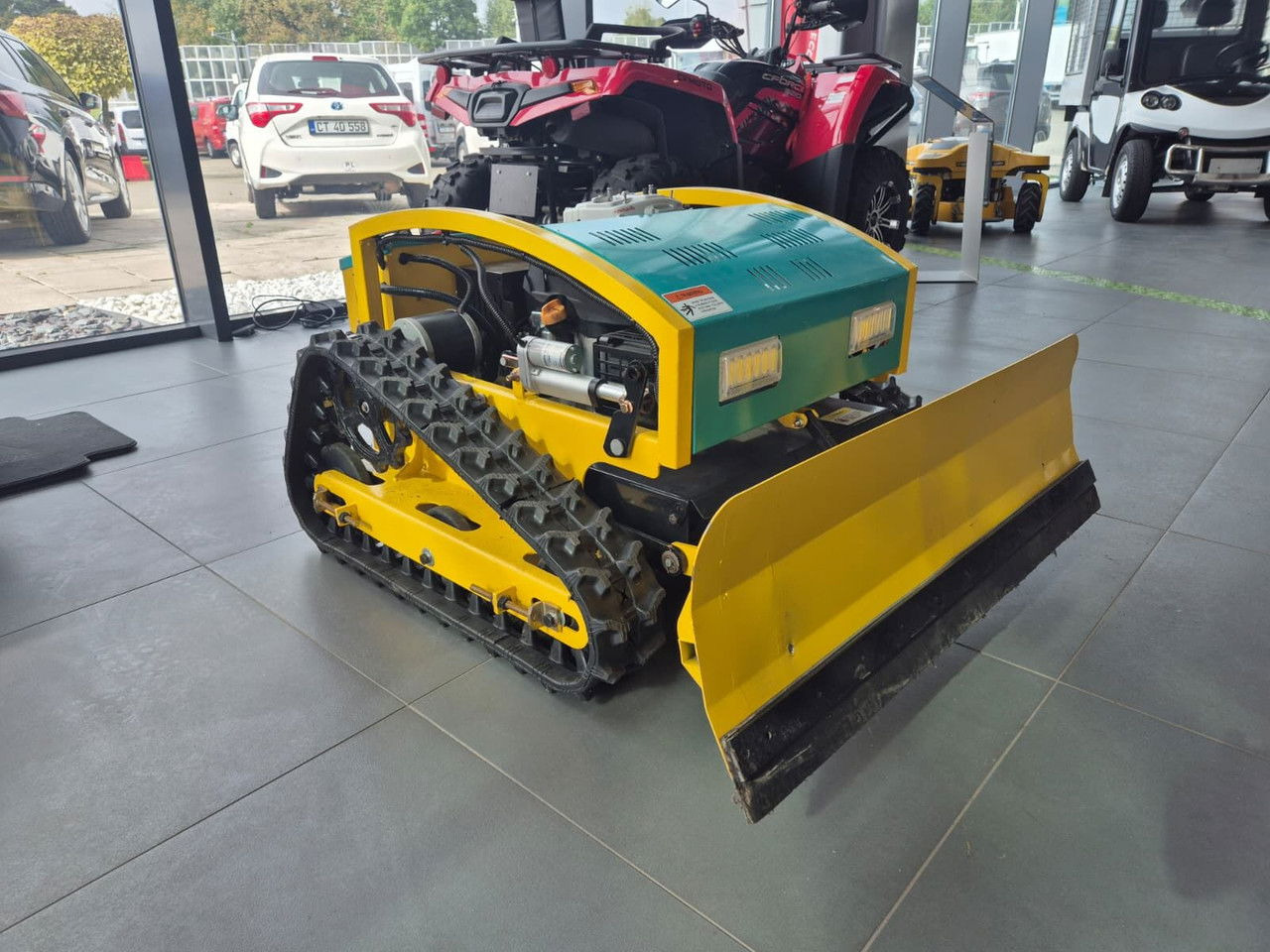 Diversen MP-M500PRO / Brand NEW / Remote Controller Mower / Snow Plow - معدات الحدائق: صور 5 Diversen MP-M500PRO / Brand NEW / Remote Controller Mower / Snow Plow - معدات الحدائق: صور 5