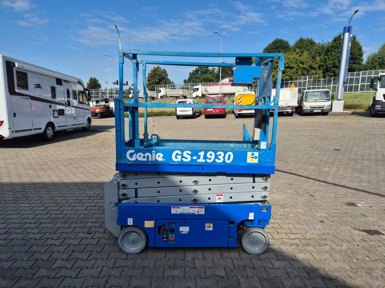 Genie GS1930 / 4X4 / 1 Owner / Serviced - رافعات مقصية: صور 5 Genie GS1930 / 4X4 / 1 Owner / Serviced - رافعات مقصية: صور 5