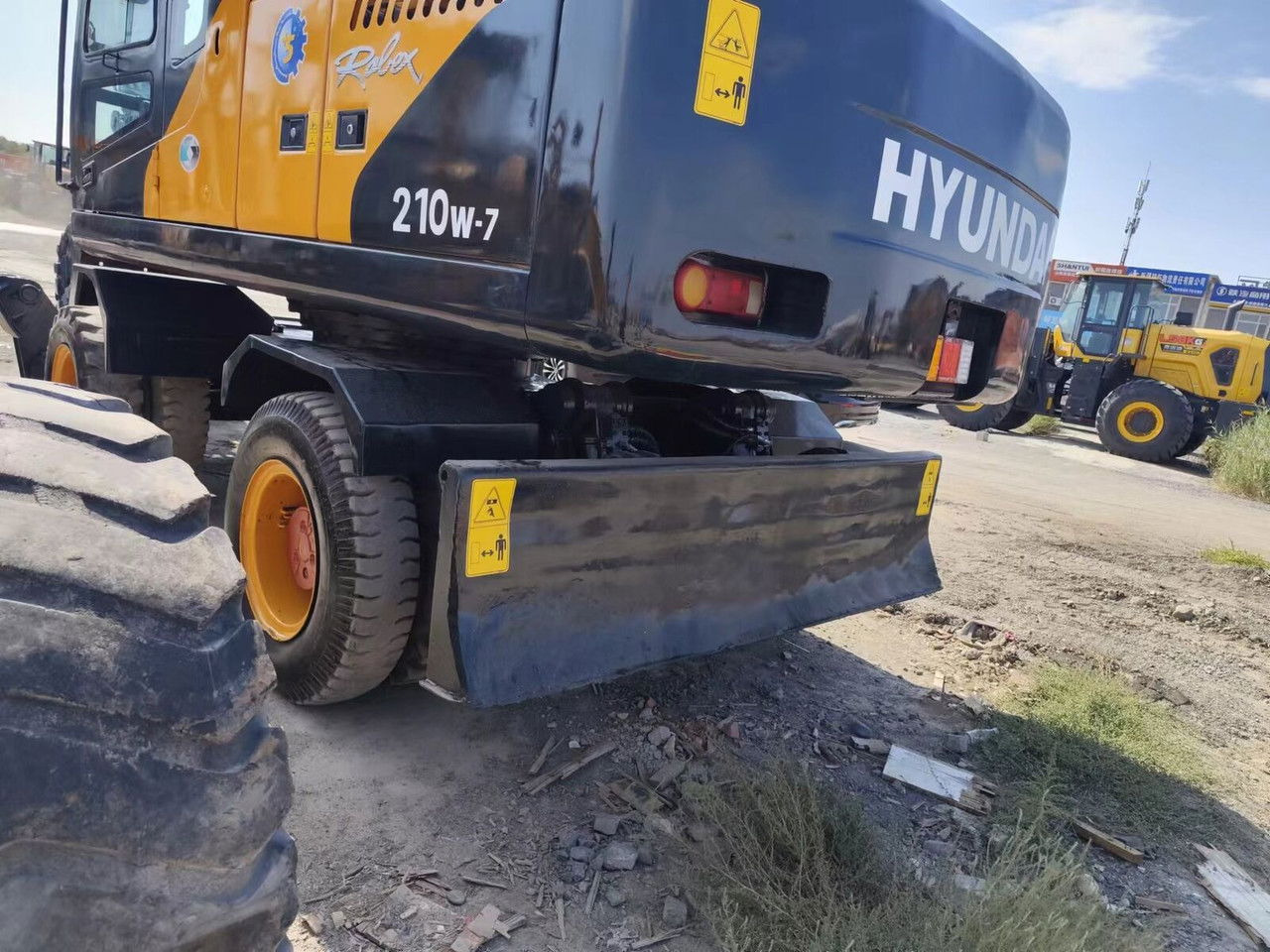 Hyundai R210-7 / Cummins / 1800MTH / Like NEW/20,5Tons/Sp R210-7 / Cummins / 1800MTH / Like NEW/20,5Tons/Special Ofert - حفارة على عجلات: صور 3 Hyundai R210-7 / Cummins / 1800MTH / Like NEW/20,5Tons/Sp R210-7 / Cummins / 1800MTH / Like NEW/20,5Tons/Special Ofert - حفارة على عجلات: صور 3