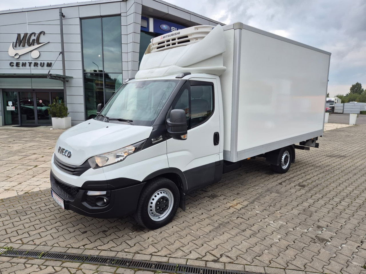 Iveco Daily 35S16 Hi-Matic / 1 Owner / Mitsubishi / Serviced - الشاحنات الصغيرة المبردة: صور 1 Iveco Daily 35S16 Hi-Matic / 1 Owner / Mitsubishi / Serviced - الشاحنات الصغيرة المبردة: صور 1