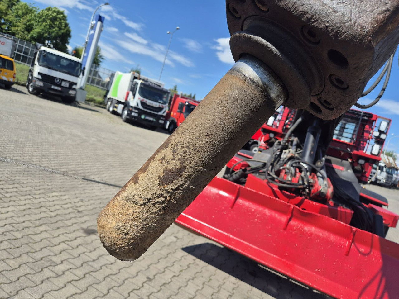 ماكينات التعدين JAMA Diversen SBU8000 / Scaler / Epiroc Hammer Jama SBU8000 / Scaler / Epiroc Hammer: صور 15 ماكينات التعدين JAMA Diversen SBU8000 / Scaler / Epiroc Hammer Jama SBU8000 / Scaler / Epiroc Hammer: صور 15