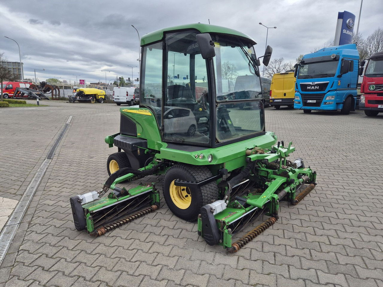 John Deere 1905 4WD / 1 Owner / Serviced - التقطيع جزازة/ ماكينات قطع الحشائش: صور 5 John Deere 1905 4WD / 1 Owner / Serviced - التقطيع جزازة/ ماكينات قطع الحشائش: صور 5